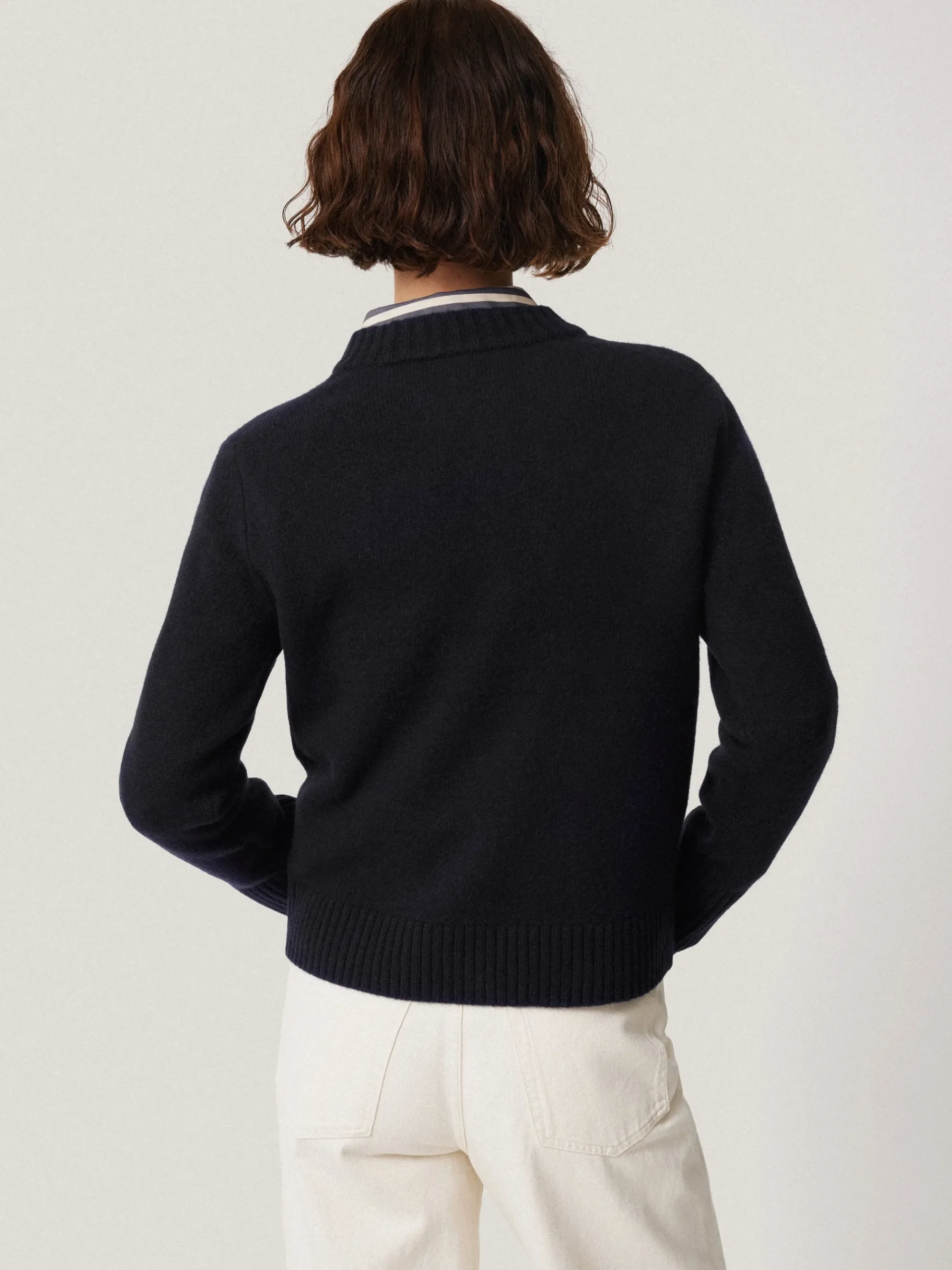 compact_wool_cashmere_ble_4-6.webp Jigsaw Compact Wool Cashmere Blend Jumper