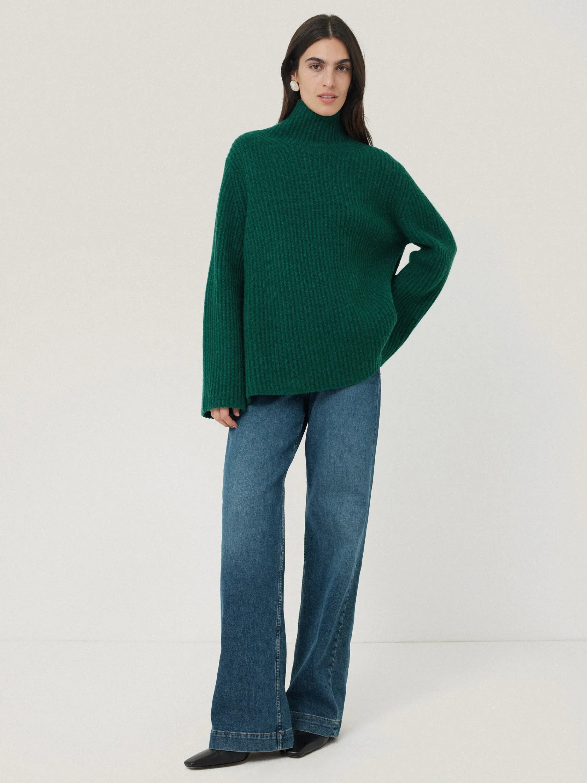 faroe_fishermans_rib_jump_4.webp Jigsaw Faroe Fishermans Rib Jumper