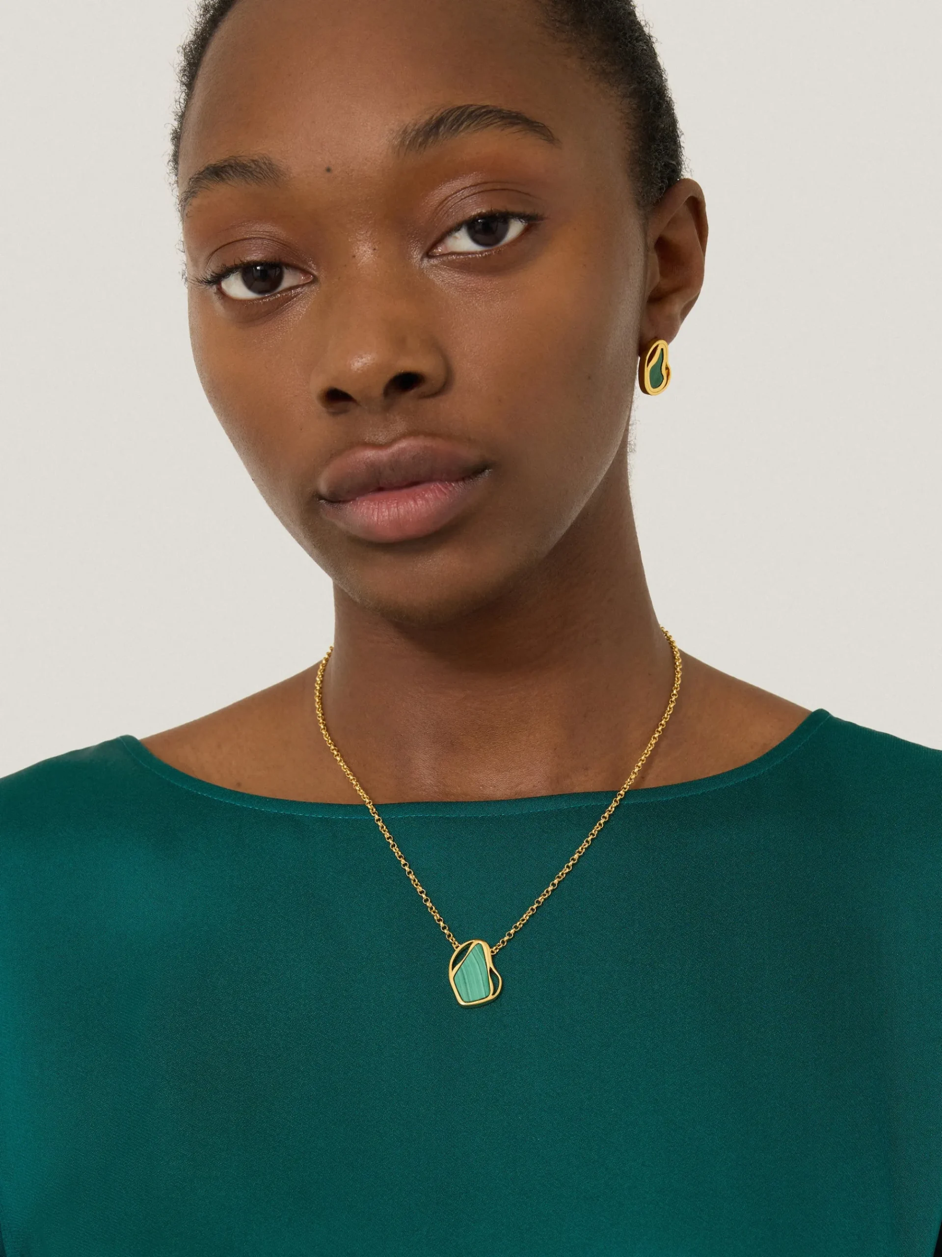 gold_vermeil_necklace_1.webp Jigsaw Vermeil Necklace