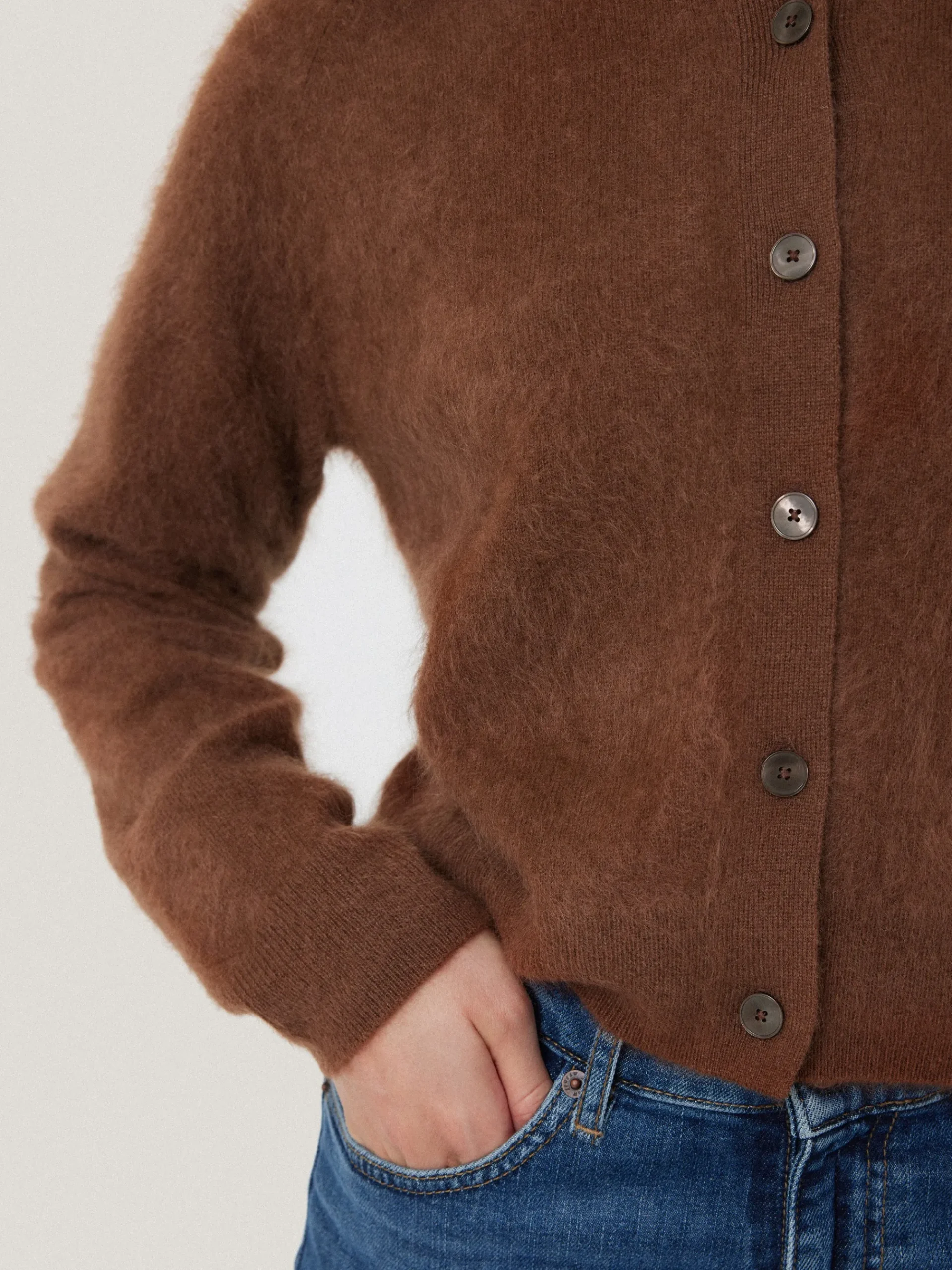 halo_cashmere_cardigan_4-1.webp Jigsaw Halo Cashmere Cardigan