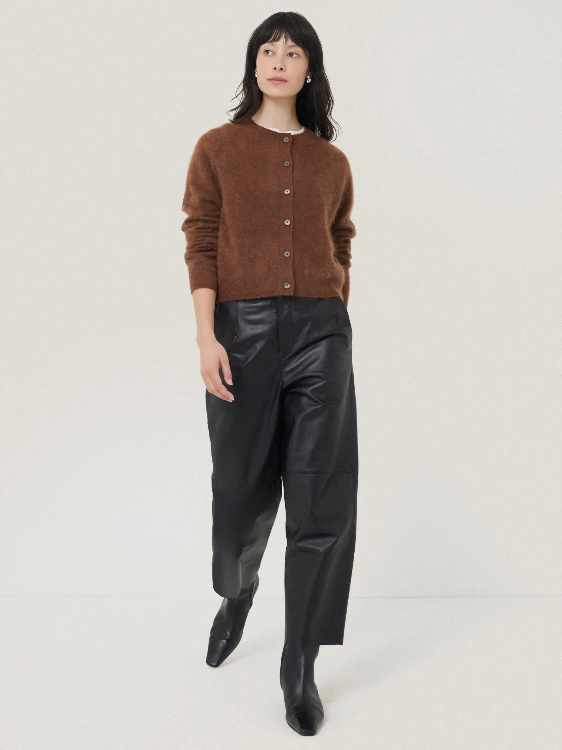 halo_cashmere_cardigan_6-1.webp Jigsaw Halo Cashmere Cardigan