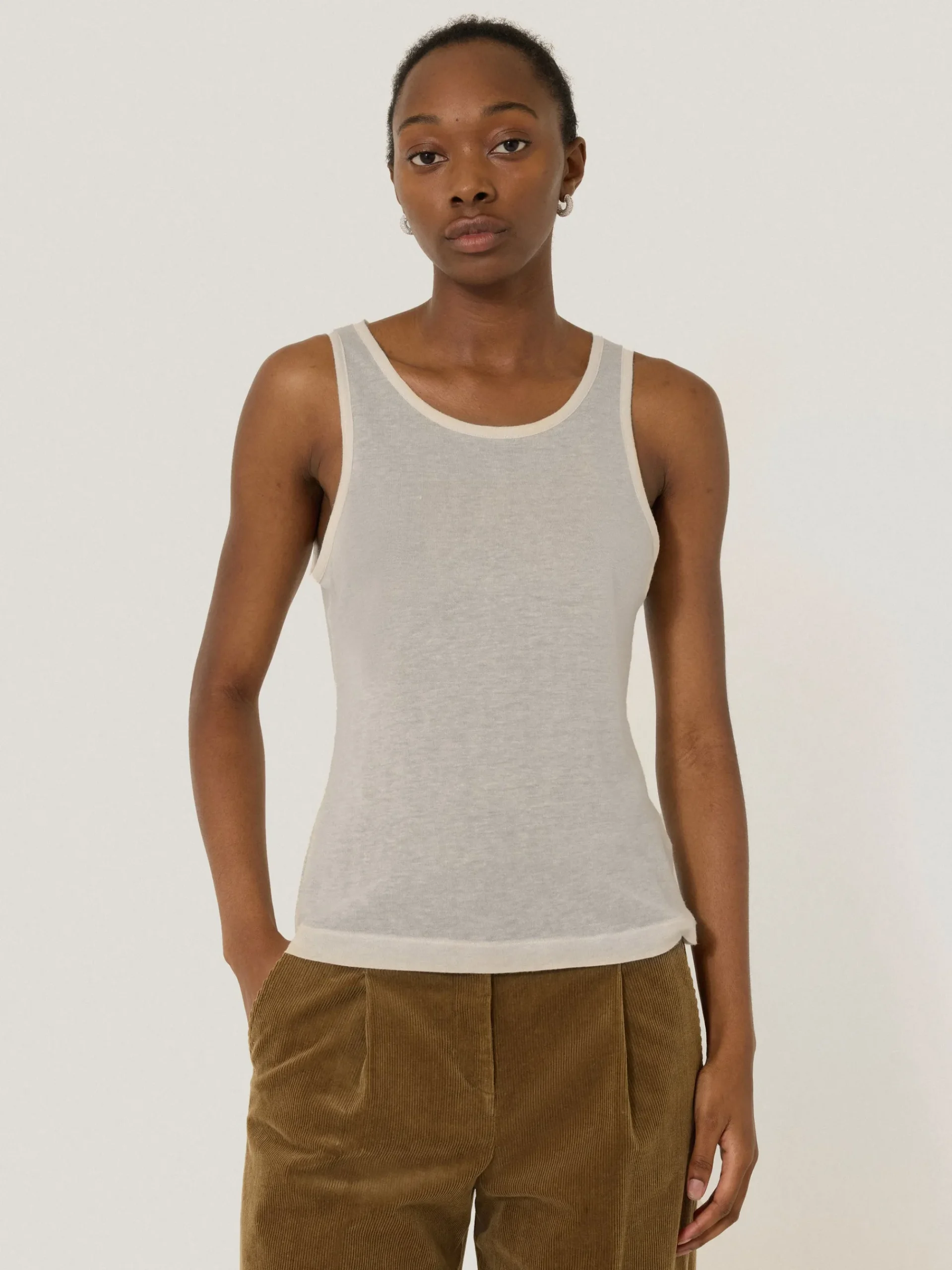 layered_in_top_3-1.webp Jigsaw Layered 2-in-1 Top