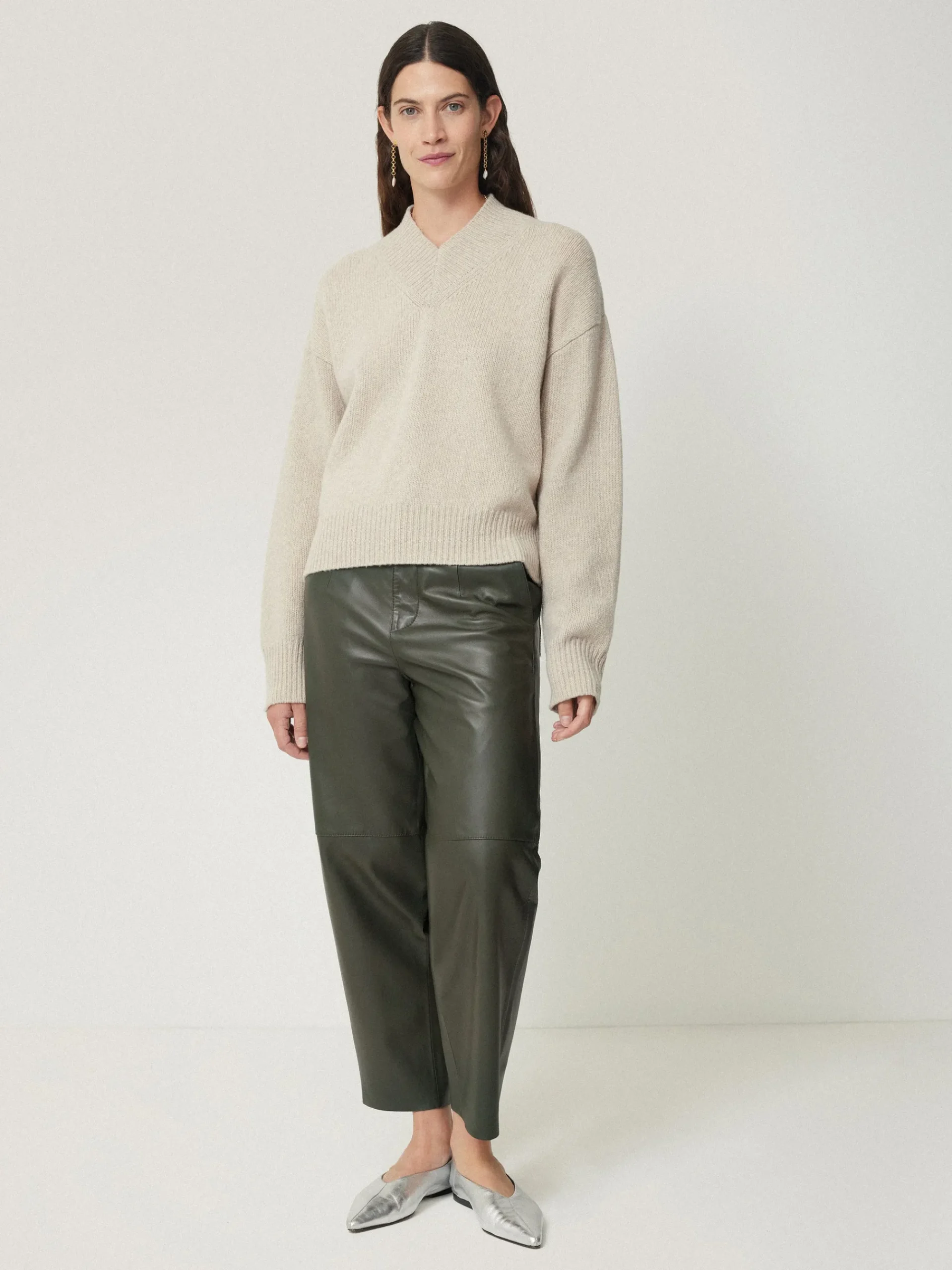 leather_barrel_leg_trouse_4-1.webp Jigsaw Leather Barrel Leg Trouser