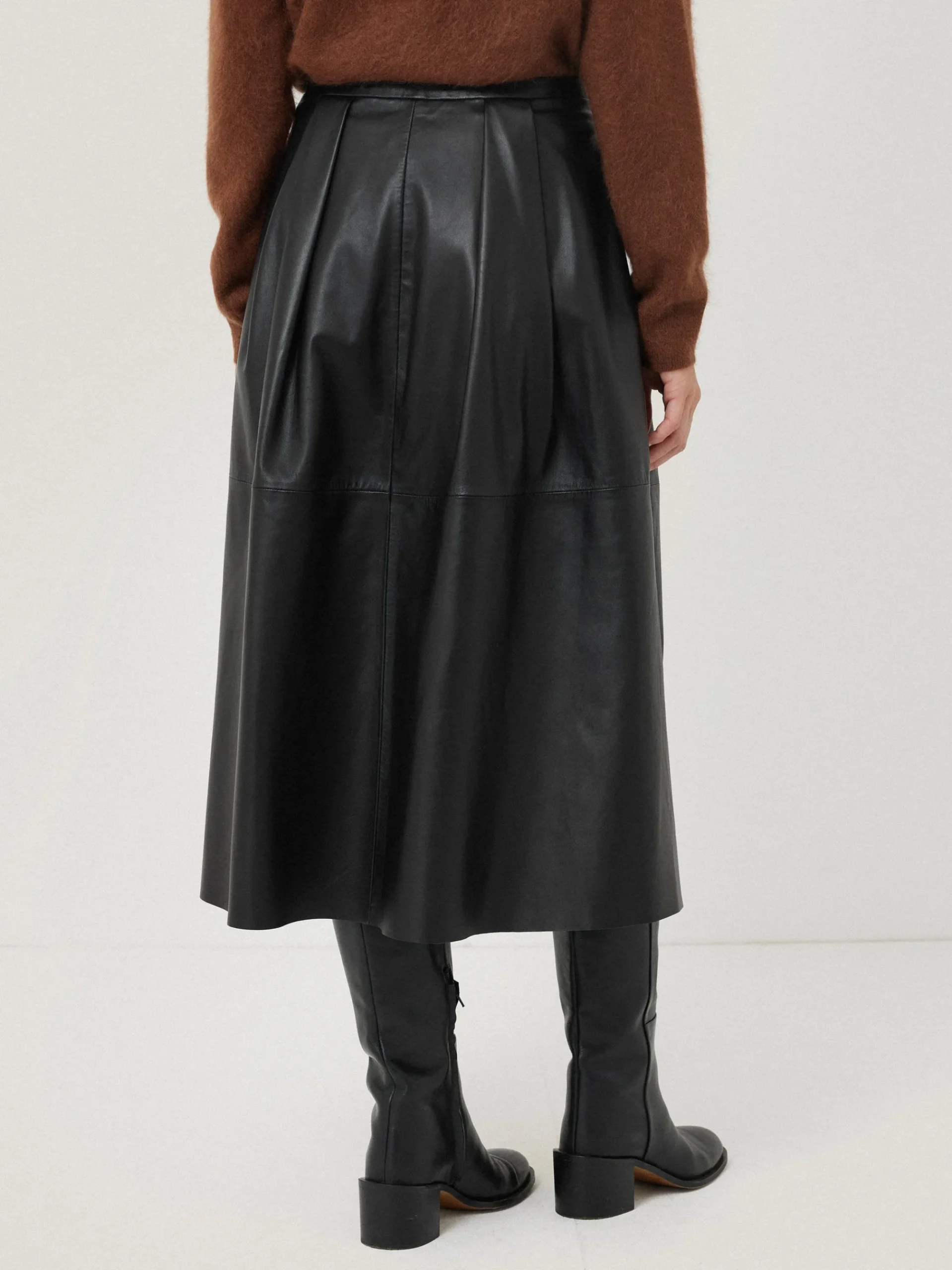 leather_pleat_midi_skirt_4.webp Jigsaw Leather Pleat Midi Skirt