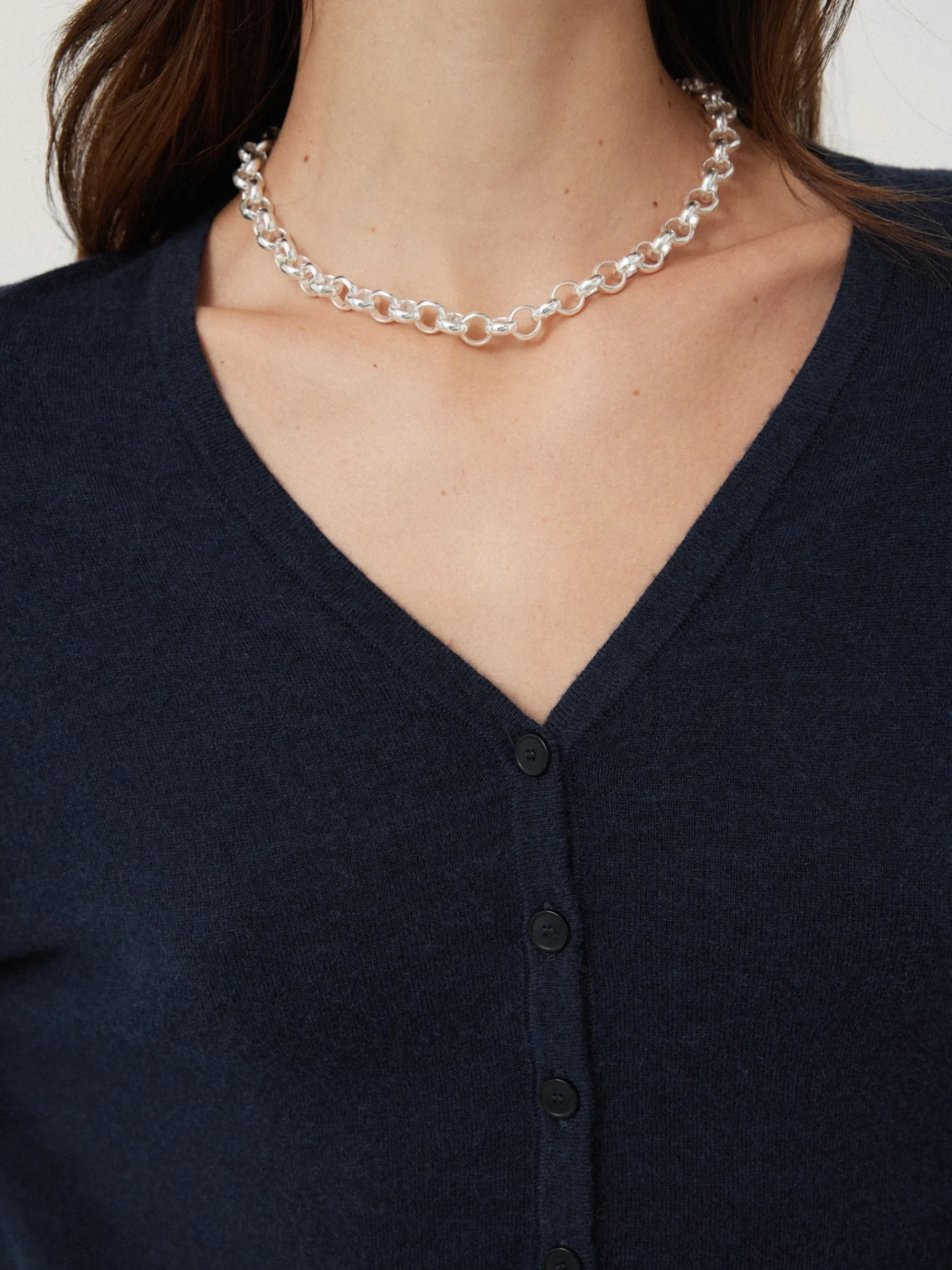 lightweight_v_neck_cardig_1.webp Jigsaw Lightweight V Neck Cardigan