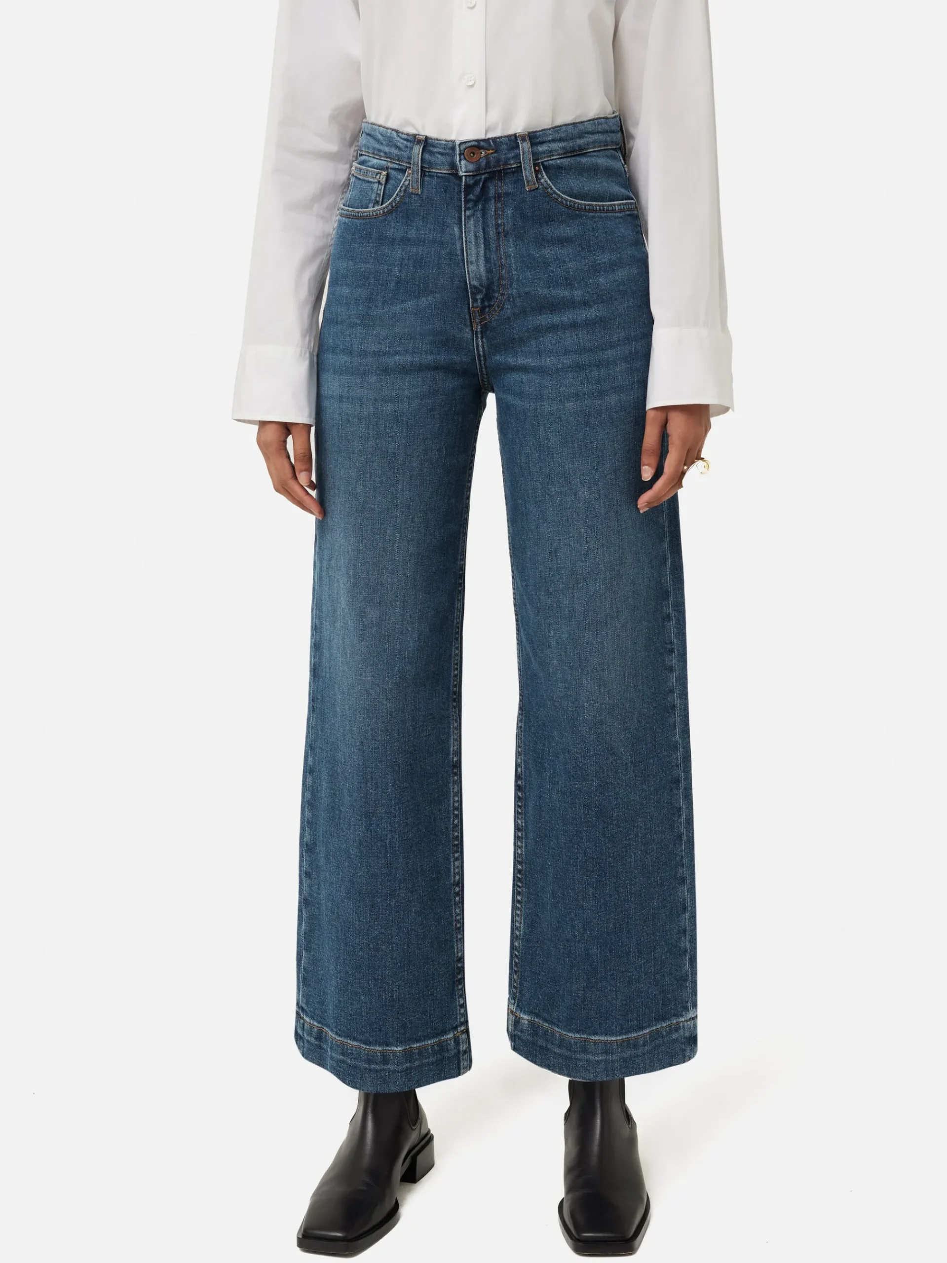 tyne_wide_leg_cropped_jea_0.webp Jigsaw Tyne Wide Leg Cropped Jean