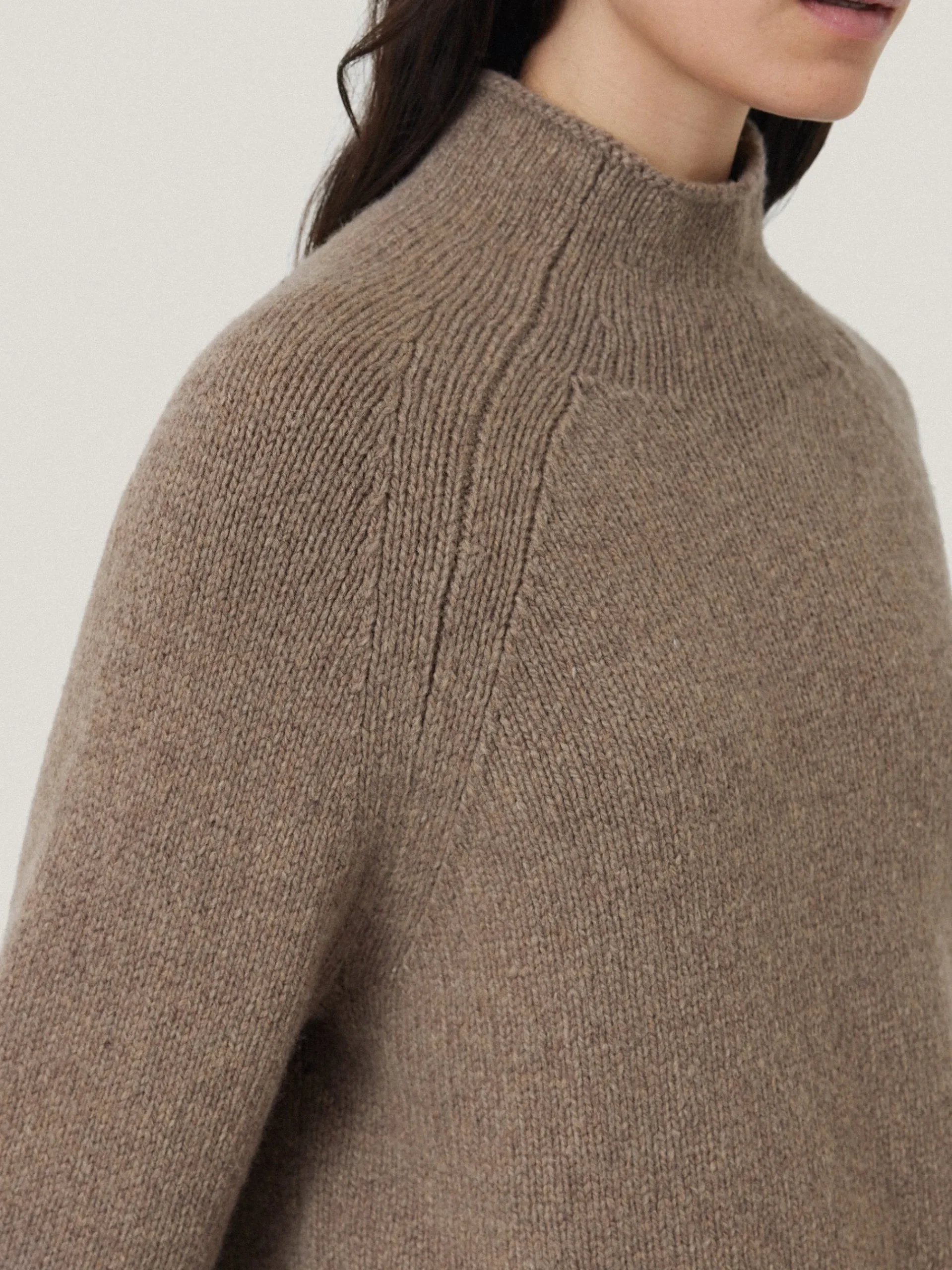 wool_blend_snowdon_jumper_3.webp Jigsaw Wool Blend Snowdon Jumper